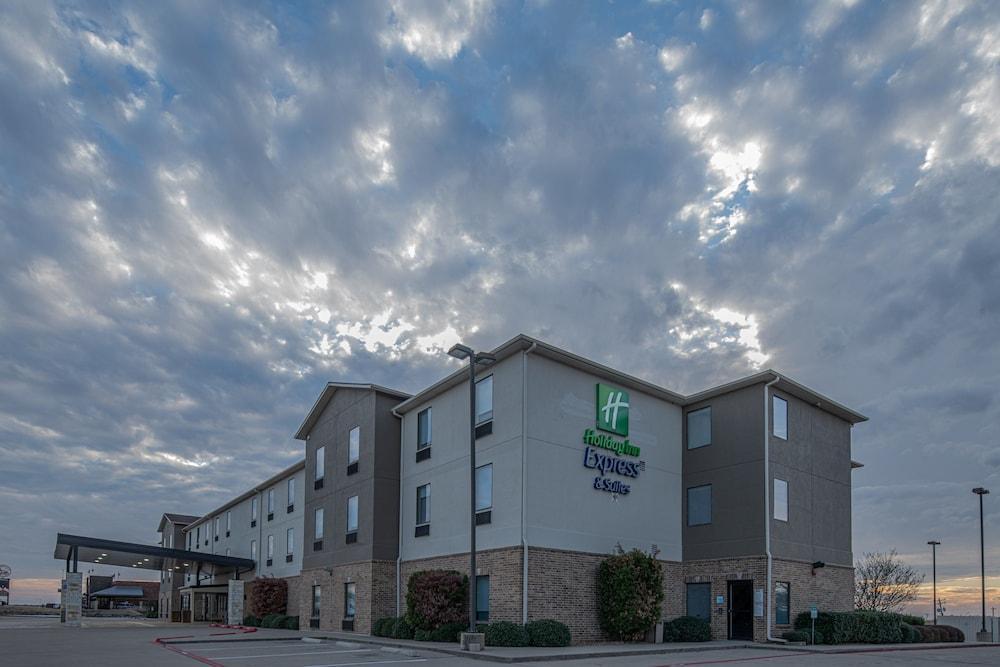 Holiday Inn Express & Suites N Waco Area - West By Ihg Exteriör bild