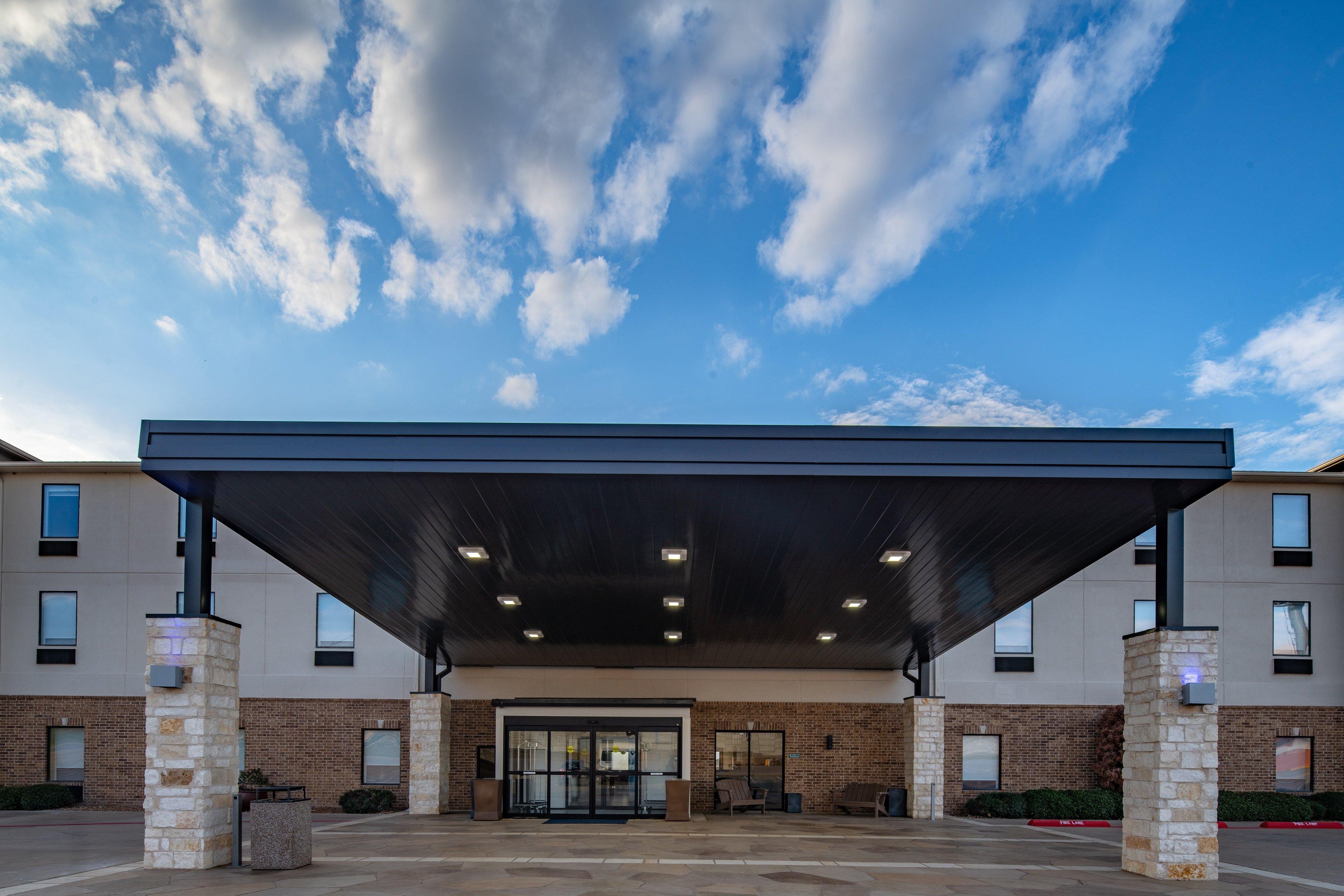 Holiday Inn Express & Suites N Waco Area - West By Ihg Exteriör bild