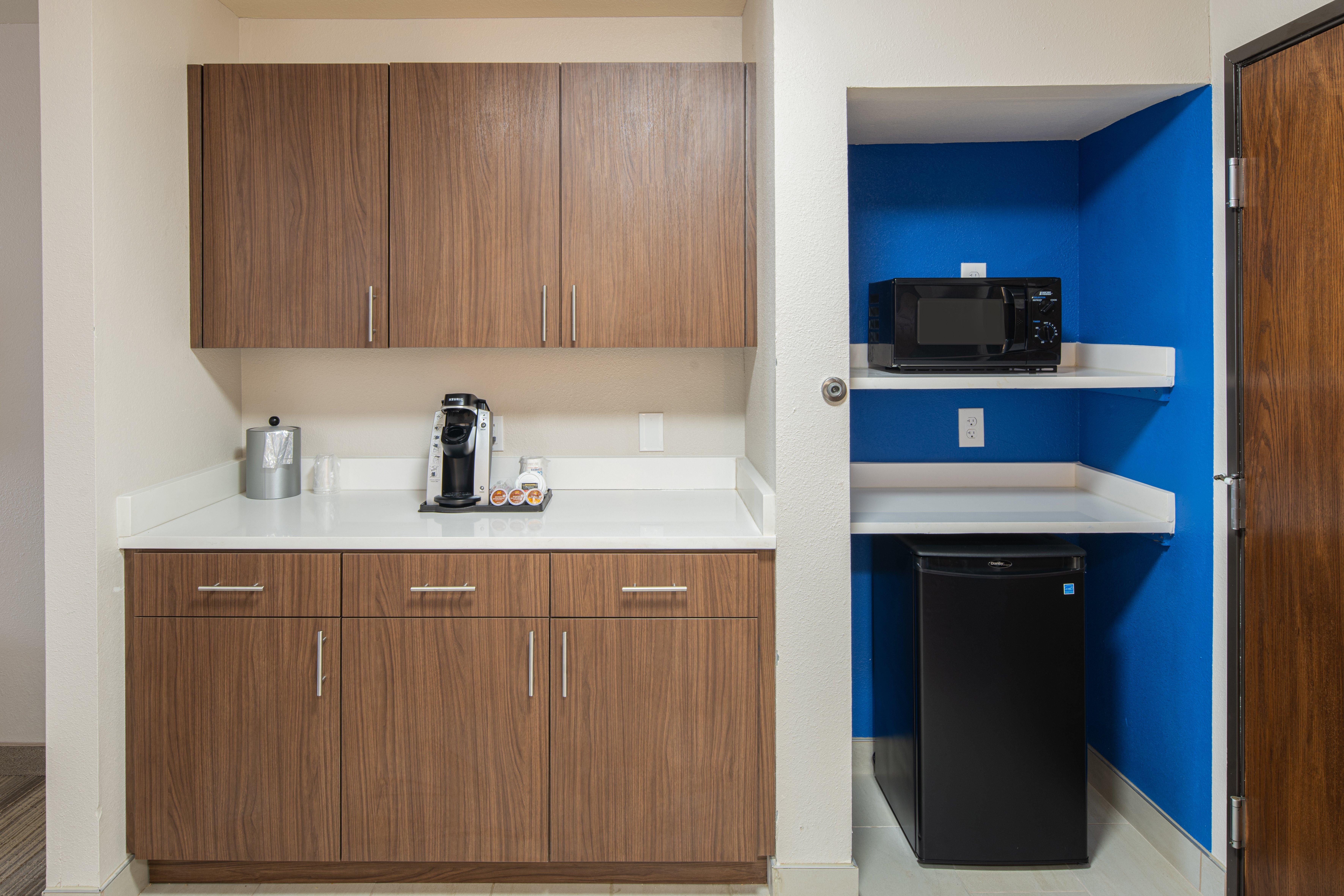 Holiday Inn Express & Suites N Waco Area - West By Ihg Exteriör bild