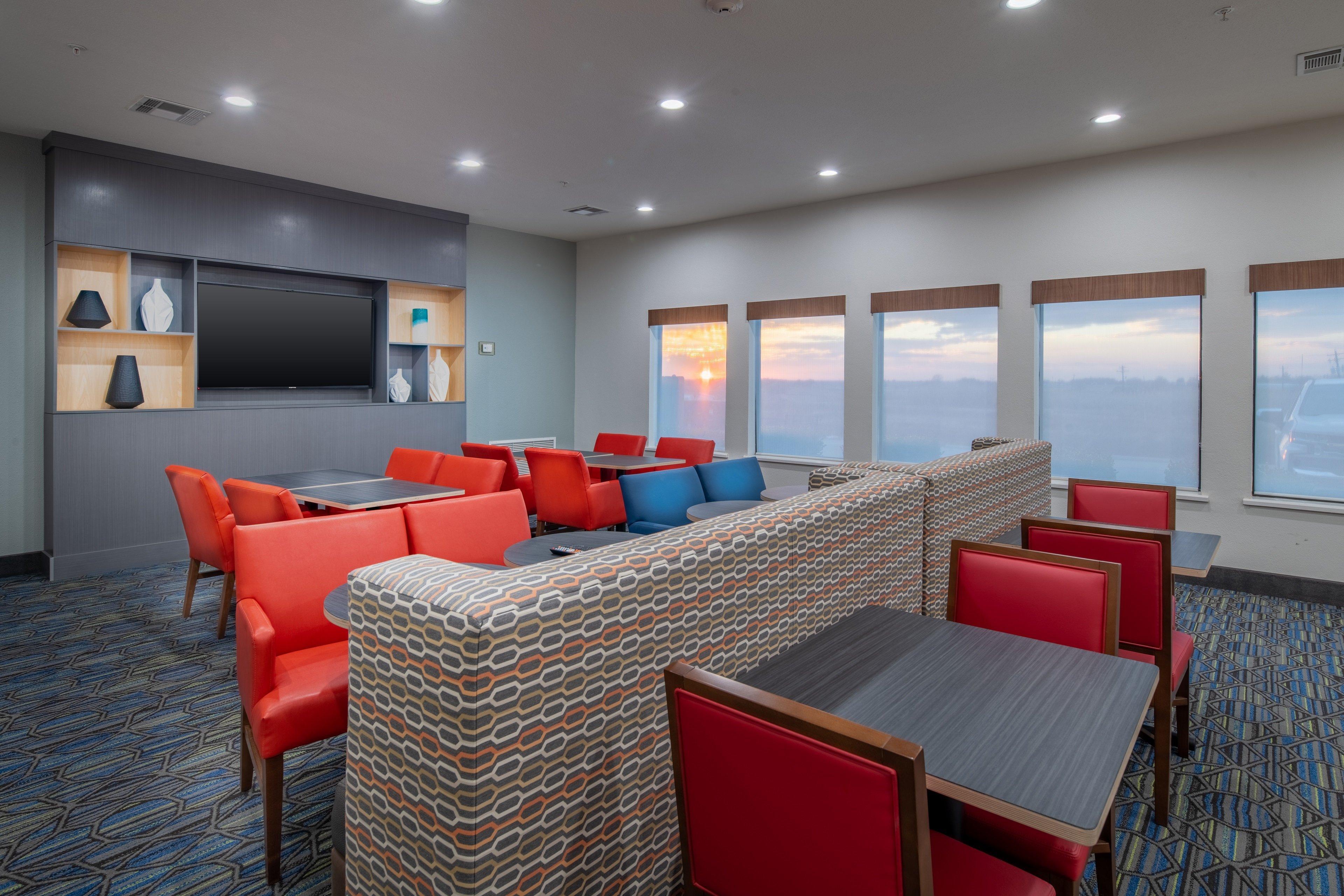 Holiday Inn Express & Suites N Waco Area - West By Ihg Exteriör bild