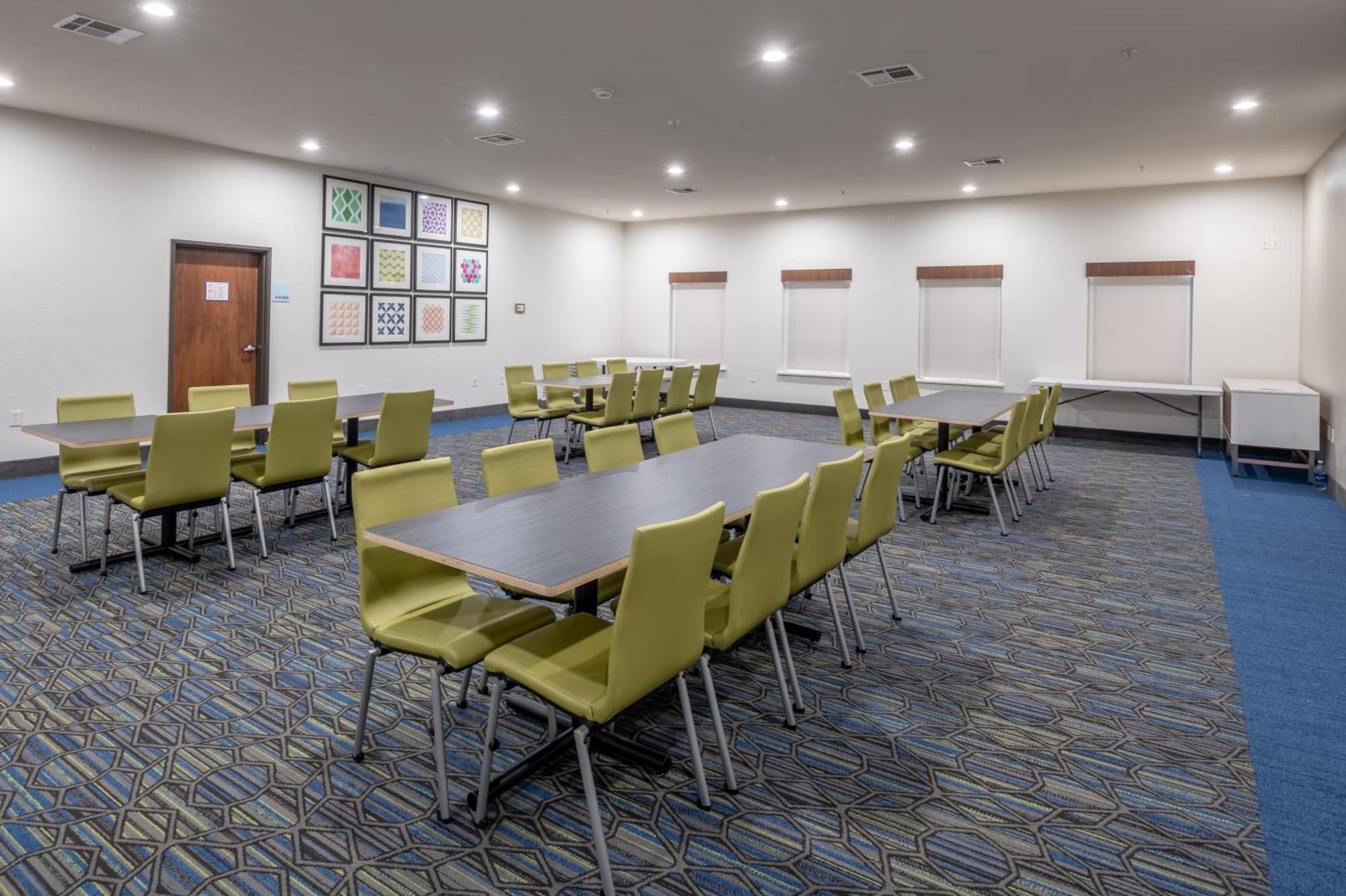 Holiday Inn Express & Suites N Waco Area - West By Ihg Exteriör bild